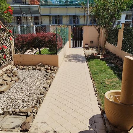 Border House Apartment Gorizia Luaran gambar